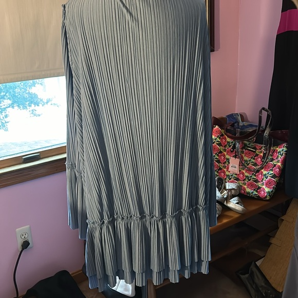 FREE PEOPLE RUFFLED DRESS EUC - Picture 2 of 12